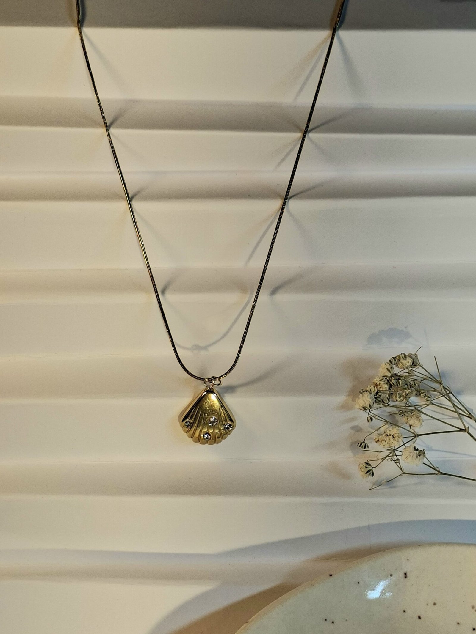 The Star Shell Pendent